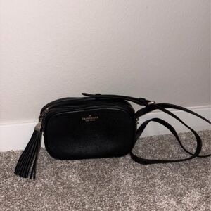 Kate Spade Camera Kourtney Tassel Black Pures